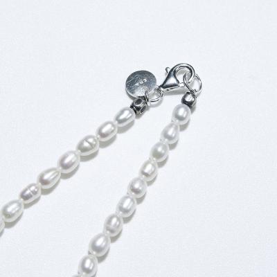 ERA. [ TWNKL PEARL NECKLESS ]