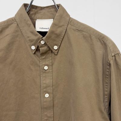 refomed [ “SHOULDER GATHER” ORDINARY SHIRT ] CAMEL