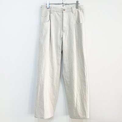 URU [ COTTON HEMP 1 TUCK PANTS ] IVORY