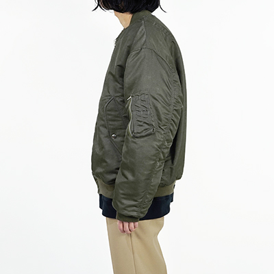 DAIRIKU [ "Steve" MA-1 ] Khaki