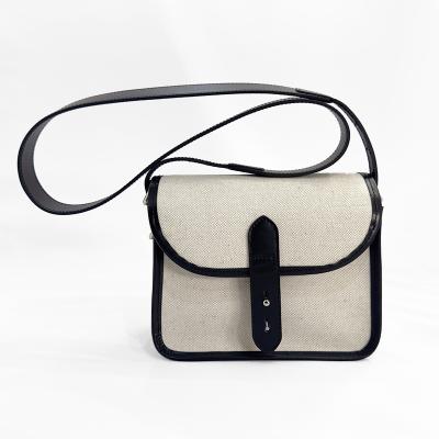 URU [ SHOULDER BAG ] IVORY