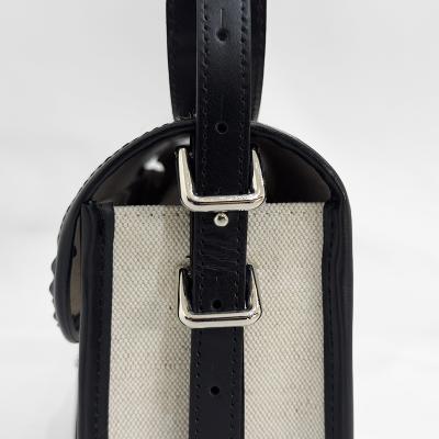 URU [ SHOULDER BAG ] IVORY