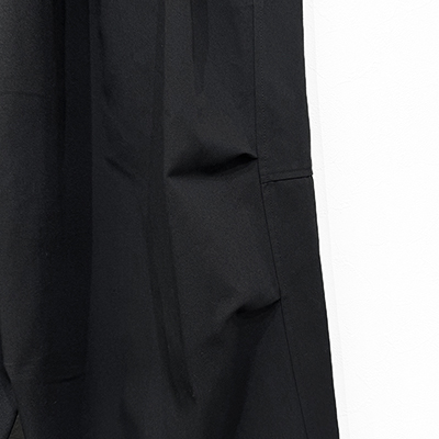 ESSAY [ WIDE OVER SLACKS (P-4) ] BLACK