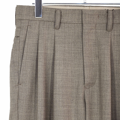 URU [ 2 TUCK PANTS ] MOCHA