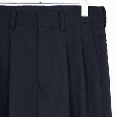 URU [ 2 TUCK PANTS ] D.NAVY