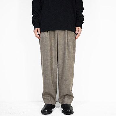 URU [ 2 TUCK PANTS ] MOCHA