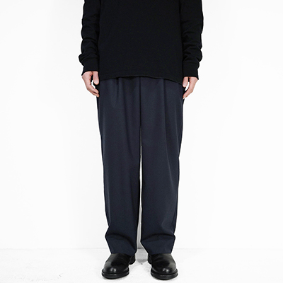 URU [ 2 TUCK PANTS ] D.NAVY