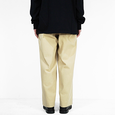 URU [ CHINO PANTS ] BEIGE