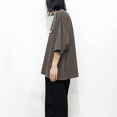 ESSAY [ PIGMENT DROPSHOULDER T-SHIRT (TS-5) ] BROWN