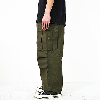 SUGARHILL [ RAW-EDGE CANVAS CARGO PANTS ] DARK KHAKI