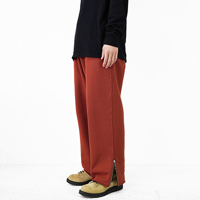 SUGARHILL [ ZIP-UP WIDE SWEAT TROUSERS ] OLD ORANGE