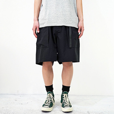 ESSAY [ ACID SHORTS (P-1) ] BLACK