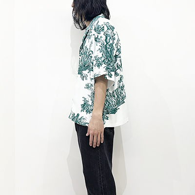 UNUSED [ US2418 (4 continents print short sleeve shirt) ]