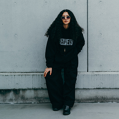 ESSAY [ BLACK PARKA (TS-1) ] VELVETS