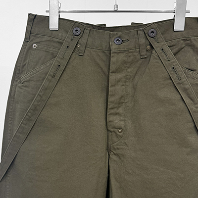 refomed [ FORMAN SUSPENDER PANTS ] OLIVE