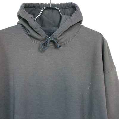 Sasquatchfabrix. [ "BUFFALO" VINTAGE SWEAT HOODIE ] CHARCOAL