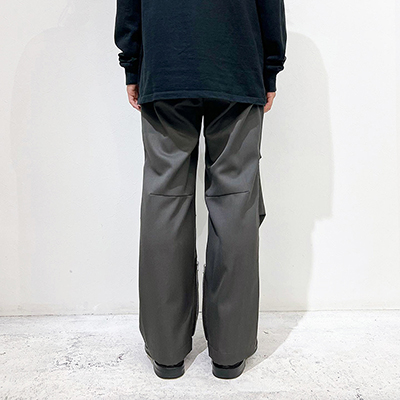 MATSUFUJI [ Wool Cargo Pocket Wide Trousers ] CHARCOAL