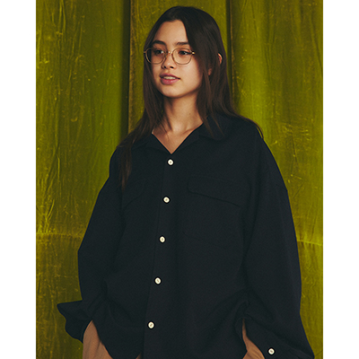 refomed [ WRIST PATCH OPEN COLLAR SHIRT ] NAVY