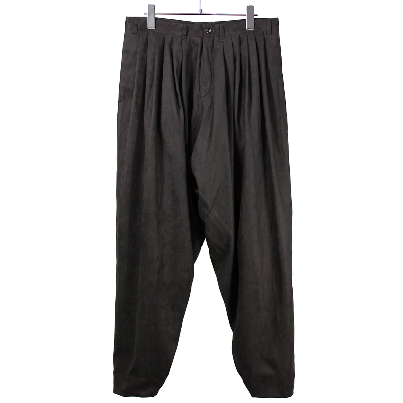 YANTOR [ Suede 6tuck Pants ] CHARCOAL | ロイド・エフダブリュー 