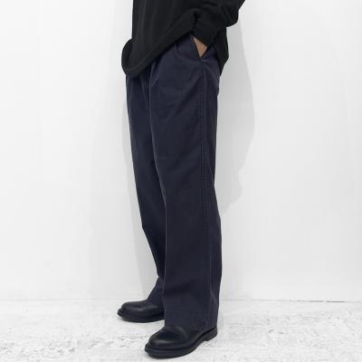 URU [ COTTON BACKSATIN 2 TUCK PANTS ] NAVY