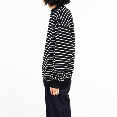 crepuscule [ Moss stitch Moc Neck L/S sweat ] BLACK×WHITE