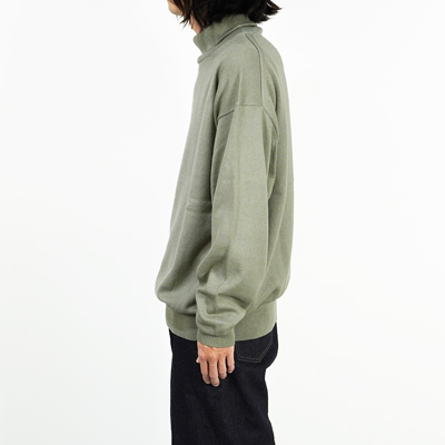 crepuscule [ Turtle Neck L/S ] L.GREEN