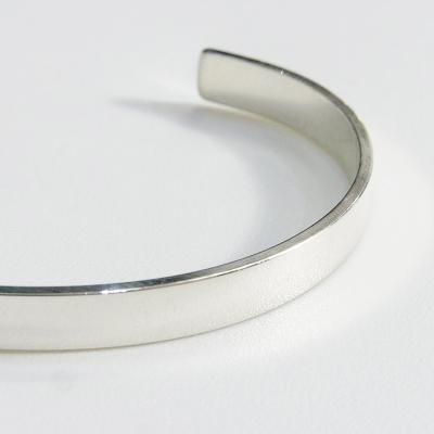 ERA. [ S&C FLAT BANGLE ]