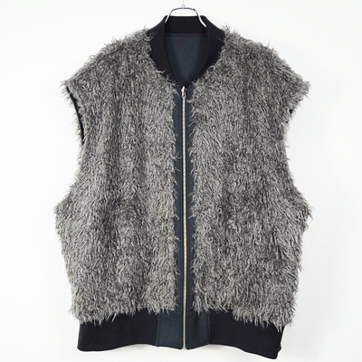 URU [ ZIP UP VEST ] CHARCOAL