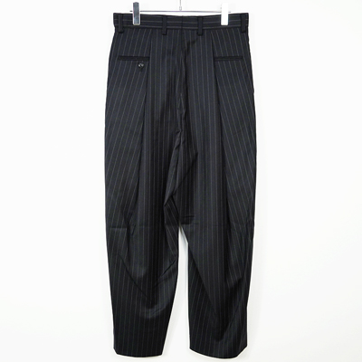 URU [ 1 TUCK PANTS ] BLACK