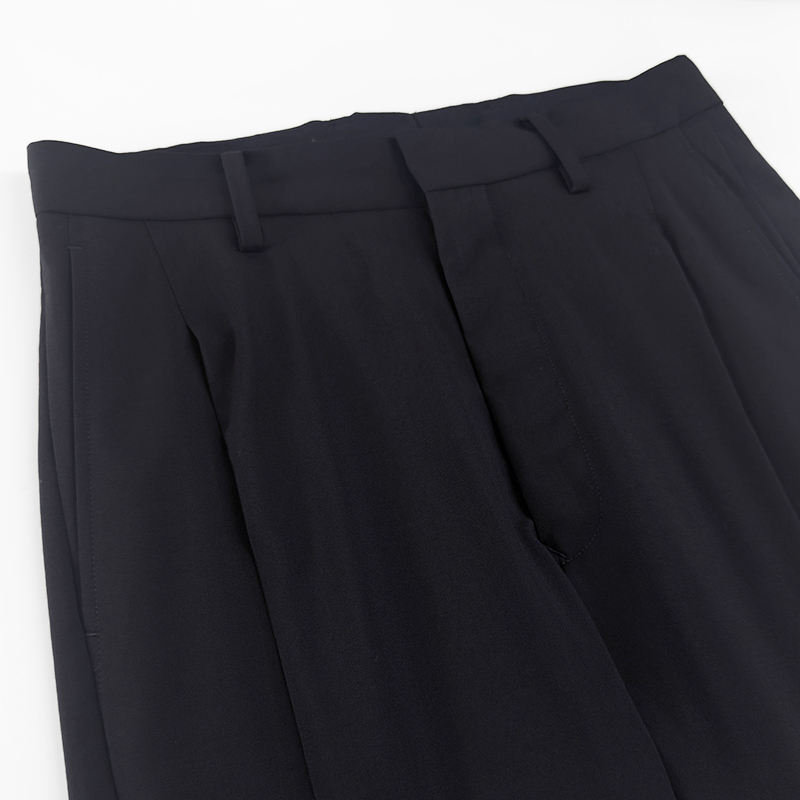 【URU/ウル】WOOL TROPICAL 1 TUCK PANTS URU [ WOOL TROPICAL 1 TUCK PANTS ] D.NAVY | ロイド・エフ