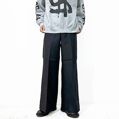 Sasquatchfabrix. [ FLARE SILHOUETTE SLACKS ] BLACK