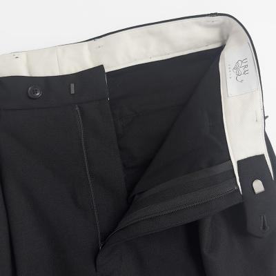 URU [ WOOL MAD CLOTH 2 TUCK PANTS ] BLACK