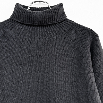 crepuscule [ W/G Turtle Neck L/S ] CHARCOAL