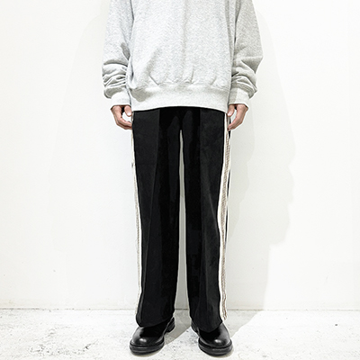 Sasquatchfabrix. [ FAUX SUEDE FLARE TRACK PANTS ] BLACK