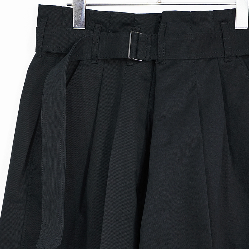 ESSAY [ HAKAMA SLACKS (P-3) ] BLACK | ロイド・エフダブリュー