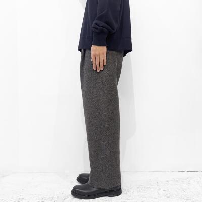 URU [ WOOL LIGHT TWEED 1 TUCK PANTS ] BROWN