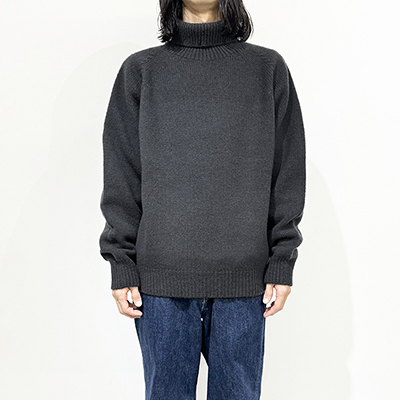 crepuscule [ W/G Turtle Neck L/S ] CHARCOAL