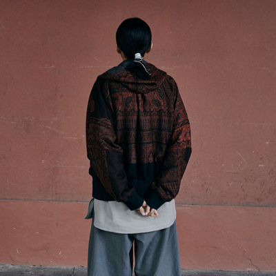 YANTOR [ Tibetan Paisley Jacquard Hoodie Wide Blouson ] DARK ORANGE