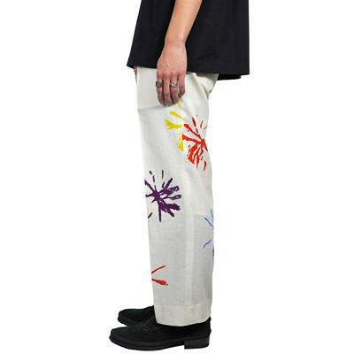 Sasquatchfabrix. [ "FLOWER DYES" SLACKS ] OFF WHITE