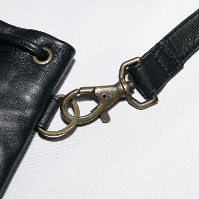 refomed [ “KINCHAKU” CCU LEATHER BAG ] BLACK