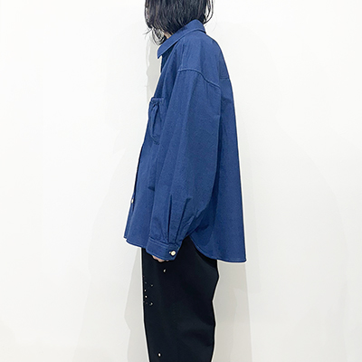 refomed [ WRIST PATCH WIDE SHIRT "CHAMBRAY" ] NAVY