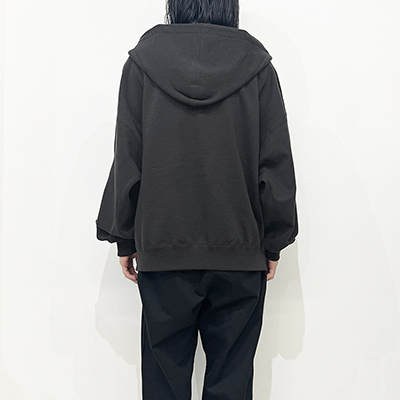 refomed [ "KINCHAKU" ZIPUP HOODIE ] BLACK